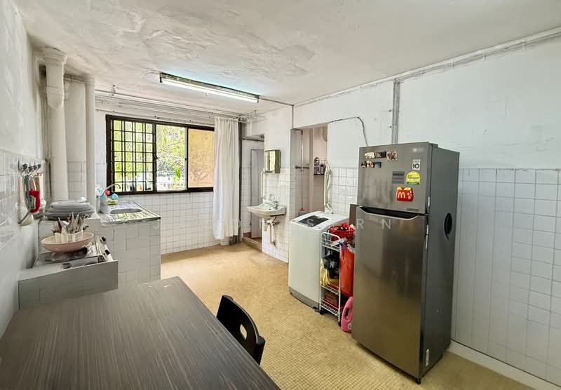 51 New Upper Changi Road, 51 New Upper Changi Road, 3 Bedrooms, 904 sqft, HDB Flat For Sale, by Jason Sern, 500231450 - Kitchen - PropertyGuru.com.sg