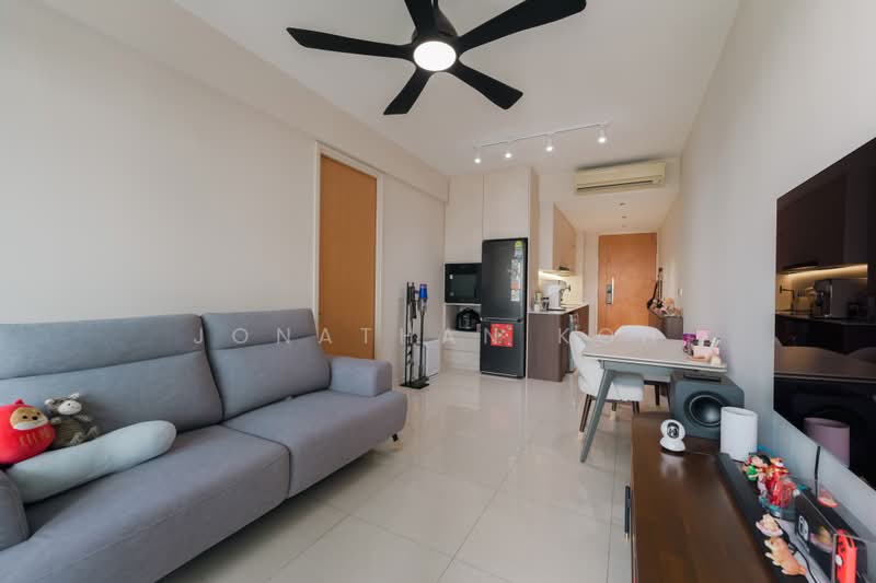 The Trilinq, 28B Jalan Lempeng, 1 Bedroom, 538 sqft, Condominium For Sale, by Jonathan Koh, 500231454 - Living Room - PropertyGuru.com.sg