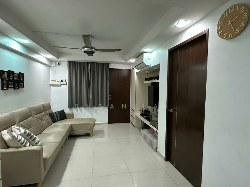 163 Lorong 1 Toa Payoh, 163 Lorong 1 Toa Payoh, 2 Bedrooms, 695 sqft, HDB Flat For Sale, by Susan Lai, 500231455 - Living Room - PropertyGuru.com.sg