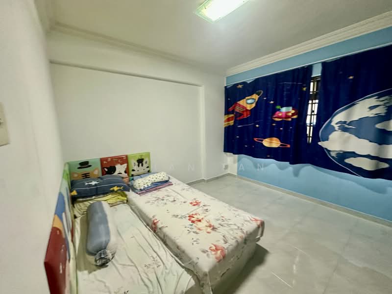 567 Hougang Street 51, 567 Hougang Street 51, 3 Bedrooms, 1,076 sqft, HDB Flat For Sale, by Ethan Tan, 500231460 - Bedroom - PropertyGuru.com.sg
