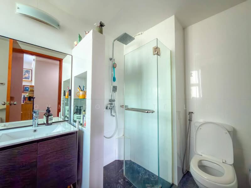 Park Green, 8 Rivervale Link, 3 Bedrooms, 1,184 sqft, Condominium For Sale, by DON SIDHU, 500231462 - Bathroom - PropertyGuru.com.sg