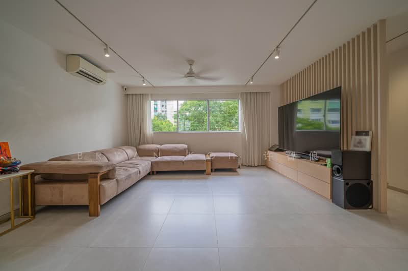 821 Woodlands Street 82, 821 Woodlands Street 82, 4 Bedrooms, 1,905 sqft, HDB Flat For Sale, by Bryan Koh 许智俍, 500231467 - Living Room - PropertyGuru.com.sg