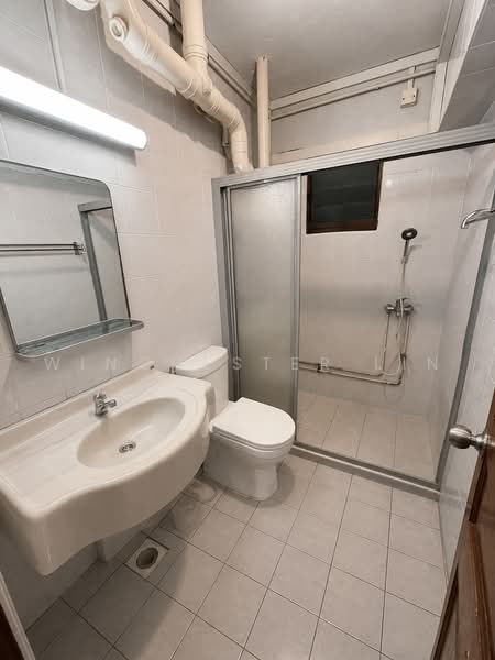 485B Choa Chu Kang Avenue 5, 485B Choa Chu Kang Avenue 5, 4 Bedrooms, 1,292 sqft, HDB Flat For Sale, by Winchester Lin, 500231477 - Bathroom - PropertyGuru.com.sg