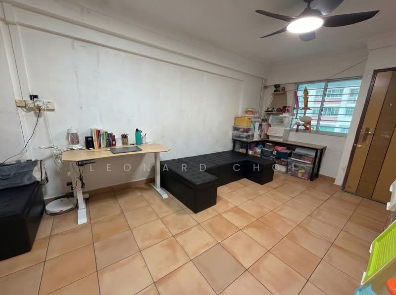 587 Cheng San Court, 587 Ang Mo Kio Avenue 3, 2 Bedrooms, 721 sqft, HDB Flat For Rent, by Leonard Choi, 500231493 - Study - PropertyGuru.com.sg