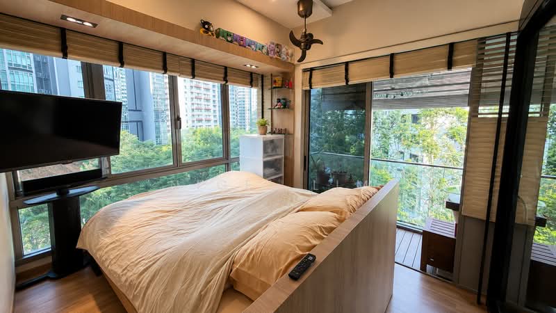Espada, 48 Saint Thomas Walk, 1 Bedroom, 452 sqft, Condominium For Sale, by Nigel Lim, 500231500 - Master Bedroom with Planter - PropertyGuru.com.sg