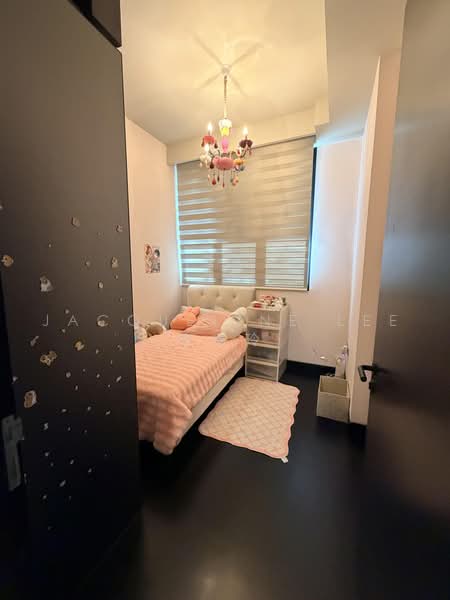 Martin Modern, 10 Martin Place, 2 Bedrooms, 764 sqft, Apartment For Rent, by Jacqueline Lee 李瑞玲, 500231510 - Bedroom - PropertyGuru.com.sg