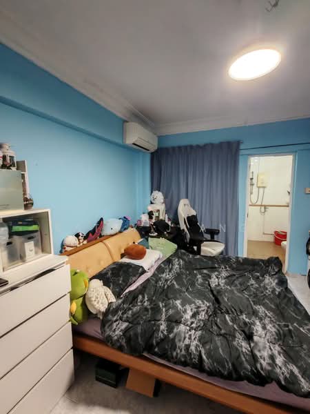 169 Bukit Batok West Avenue 8, 169 Bukit Batok West Avenue 8, Room Rental, 200 sqft, HDB Flat For Rent, by Kathy Jiang, 500231512 - Bedroom - PropertyGuru.com.sg