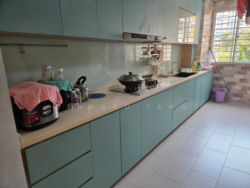 820 Yishun Street 81, 820 Yishun Street 81, Sembawang / Yishun, 3 Bedrooms, 1,302 sqft, HDB Flat For Sale, by Bernard Tang, 500231539 - Kitchen - PropertyGuru.com.sg