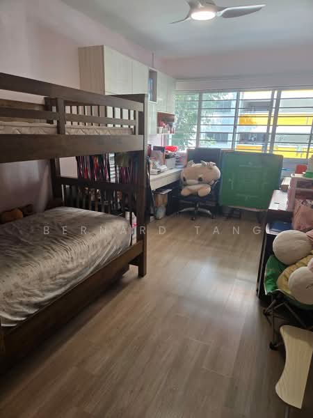 820 Yishun Street 81, 820 Yishun Street 81, Sembawang / Yishun, 3 Bedrooms, 1,302 sqft, HDB Flat For Sale, by Bernard Tang, 500231539 - Bedroom - PropertyGuru.com.sg