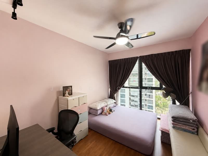 Twin Fountains, 11 Woodlands Avenue 6, 3 Bedrooms, 1,152 sqft, Executive Condominium For Sale, by Jayson Chan, 500231540 - Bedroom - PropertyGuru.com.sg