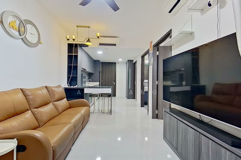 Riverfront Residences, 51 Hougang Avenue 7, Hougang / Punggol / Sengkang, 2 Bedrooms, 603 sqft, Condominium For Sale, by Alex Ang, 500231554 - Living Room - PropertyGuru.com.sg
