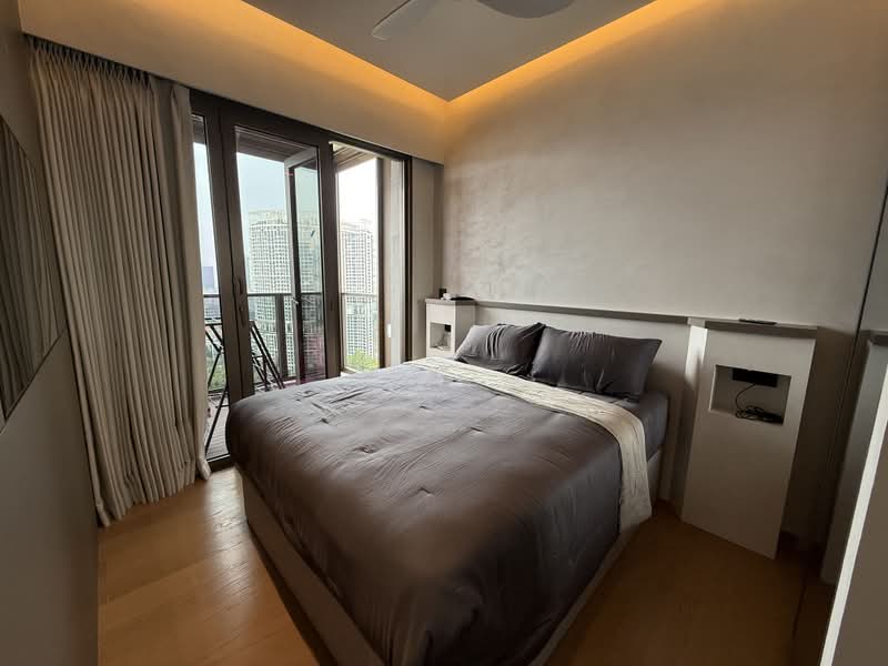 The Landmark, 173 Chin Swee Road, 3 Bedrooms, 1,076 sqft, Condominium For Rent, by Kin ,, 500231557 - Master Bedroom - PropertyGuru.com.sg