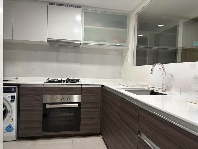 The Terrace, 88 Edgedale Plains, 3 Bedrooms, 1,076 sqft, Executive Condominium For Sale, by Pauline Ng, 500231559 - Kitchen - PropertyGuru.com.sg