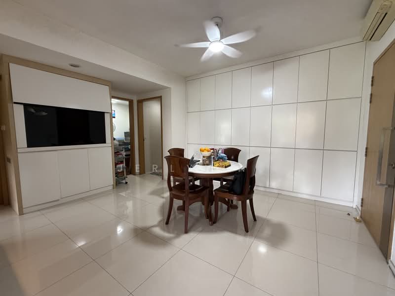 Meadows @ Peirce, 632 Upper Thomson Road, 3 Bedrooms, 1,195 sqft, Condominium For Sale, by Jerlyn Ng, 500231562 - Dining Room - PropertyGuru.com.sg