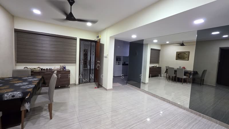 16 Joo Seng Road, 16 Joo Seng Road, 3 Bedrooms, 1,108 sqft, HDB Flat For Sale, by Francis Sim, 500231564 - Living Room - PropertyGuru.com.sg