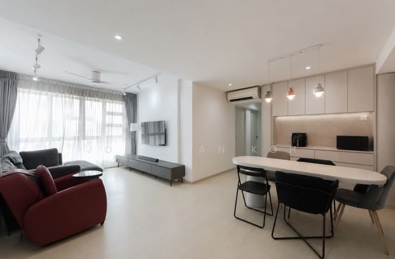 670B Edgefield Plains, 670B Edgefield Plains, 3 Bedrooms, 1,001 sqft, HDB Flat For Sale, by Jonathan Koh, 500231567 - Living Room - PropertyGuru.com.sg