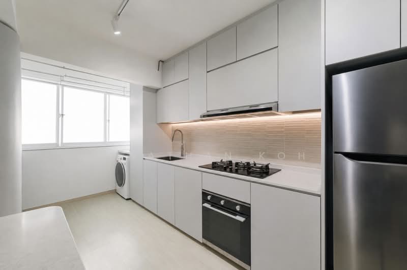 670B Edgefield Plains, 670B Edgefield Plains, 3 Bedrooms, 1,001 sqft, HDB Flat For Sale, by Jonathan Koh, 500231567 - Kitchen - PropertyGuru.com.sg