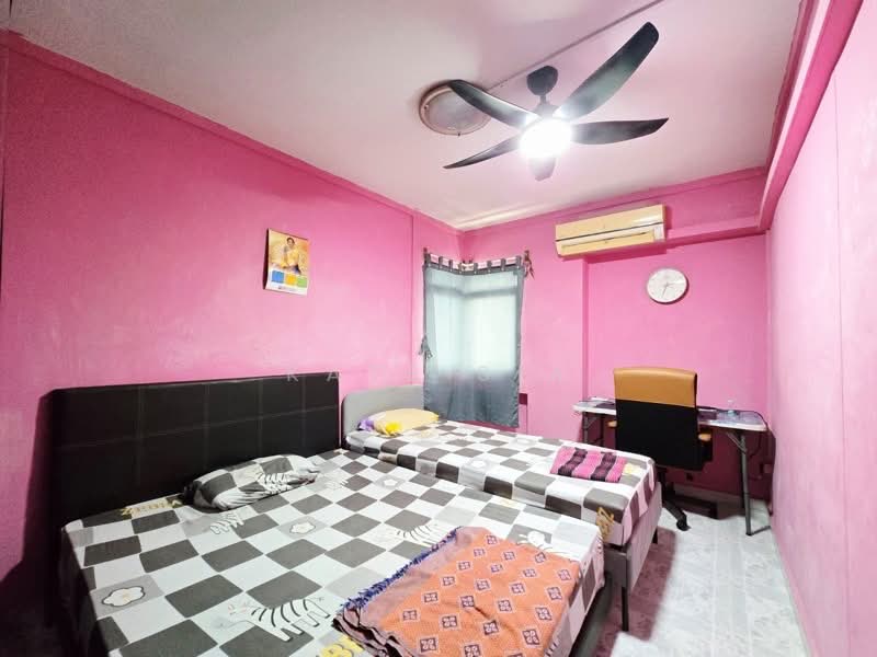 256 Compassvale Road, 256 Compassvale Road, 3 Bedrooms, 1,249 sqft, HDB Flat For Sale, by Kate Sia, 500231574 - PropertyGuru.com.sg