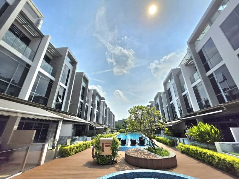 Belgravia Villas, 200 Ang Mo Kio Avenue 5, 5 Bedrooms, 3,584 sqft, Cluster House For Sale, by Wong Jun Jie, 500231581 - Exterior - PropertyGuru.com.sg