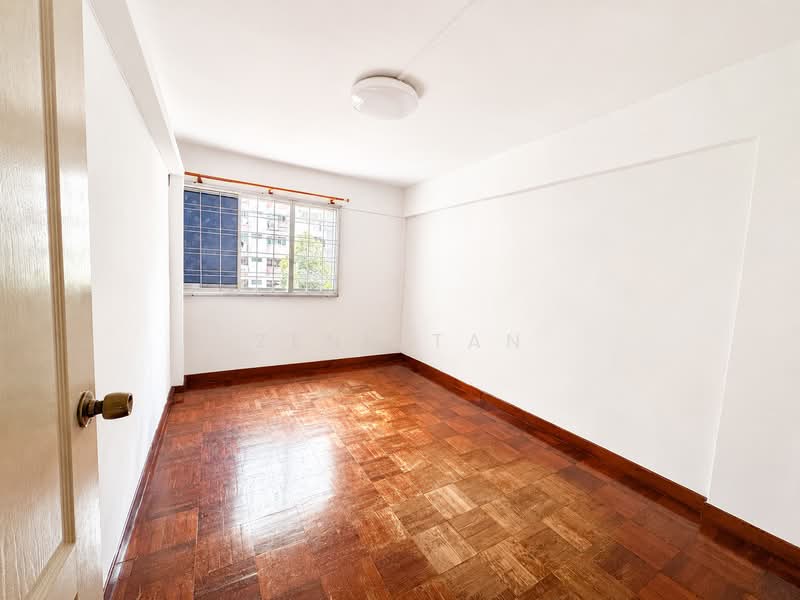 131 Ang Mo Kio Avenue 3, 131 Ang Mo Kio Avenue 3, 3 Bedrooms, 1,054 sqft, HDB Flat For Sale, by Zenn Tan, 500231583 - Interior - PropertyGuru.com.sg