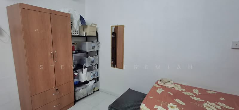 352 Clementi Avenue 2, 352 Clementi Avenue 2, Room Rental, 100 sqft, HDB Flat For Rent, by Steven Jeremiah, 500231594 - Bedroom - PropertyGuru.com.sg