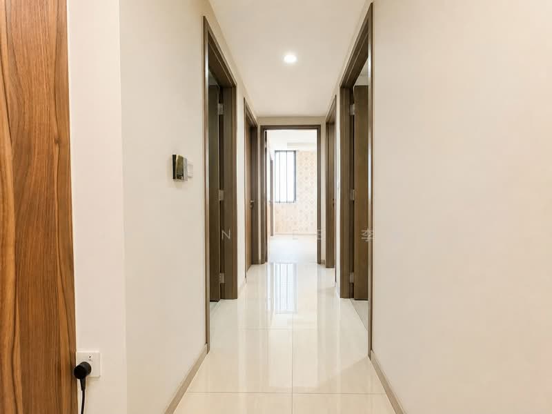 Bellewaters, 23 Anchorvale Crescent, 3 Bedrooms, 926 sqft, Condominium For Sale, by Javien Lee 李峙樑, 500231600 - Corridor - PropertyGuru.com.sg