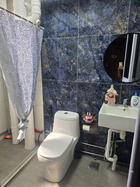681C Jurong West Central 1, 681C Jurong West Central 1, Room Rental, 200 sqft, HDB Flat For Rent, by Carol Chu, 500231601 - Bathroom - PropertyGuru.com.sg