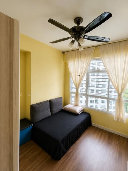 286C Compassvale Crescent, 286C Compassvale Crescent, 2 Bedrooms, 731 sqft, HDB Flat For Sale, by Zurina Jupri, 500231605 - Bedroom - PropertyGuru.com.sg