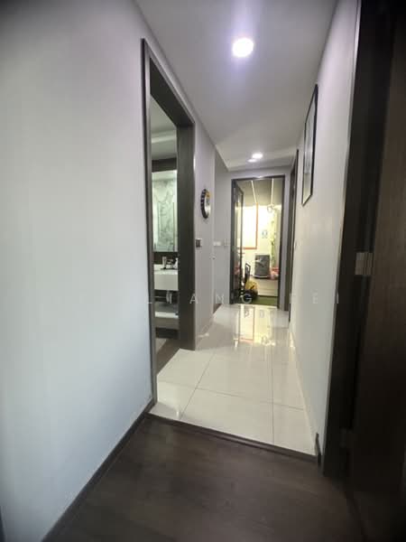 Jewel @ Buangkok, 91 Compassvale Bow, 5 Bedrooms, 2,540 sqft, Condominium For Sale, by Lee Liang Fei, 500231606 - Corridor - PropertyGuru.com.sg