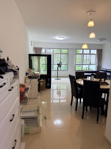 490D Choa Chu Kang Avenue 5, 490D Choa Chu Kang Avenue 5, 3 Bedrooms, 1,216 sqft, HDB Flat For Sale, by Wirdayu Binte Safie, 500231612 - Living Room - PropertyGuru.com.sg