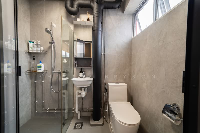 17 Toh Yi Drive, 17 Toh Yi Drive, 3 Bedrooms, 1,119 sqft, HDB Flat For Sale, by Phillip Bryson, 500231621 - Bathroom - PropertyGuru.com.sg