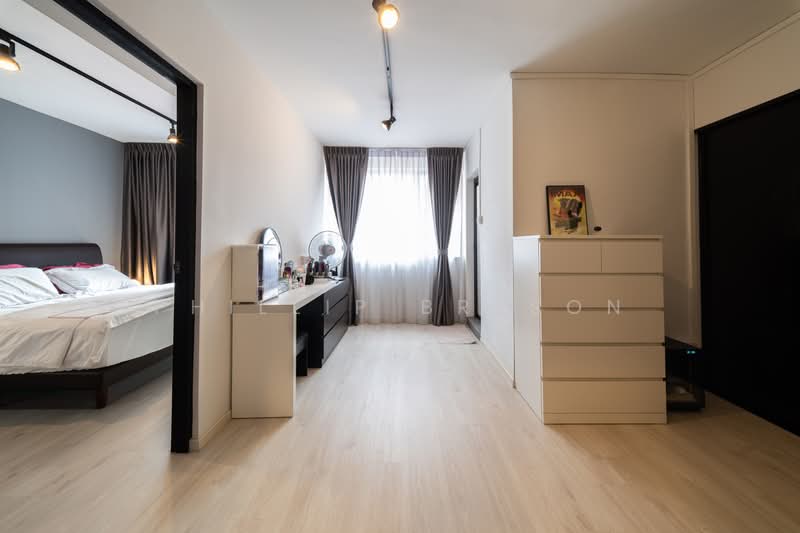 17 Toh Yi Drive, 17 Toh Yi Drive, 3 Bedrooms, 1,119 sqft, HDB Flat For Sale, by Phillip Bryson, 500231621 - Bedroom - PropertyGuru.com.sg