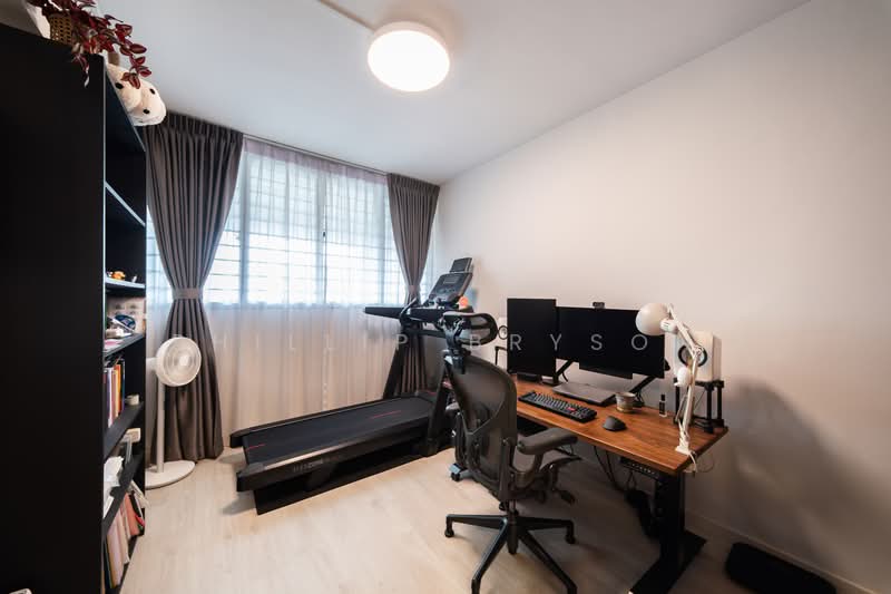 17 Toh Yi Drive, 17 Toh Yi Drive, 3 Bedrooms, 1,119 sqft, HDB Flat For Sale, by Phillip Bryson, 500231621 - Study - PropertyGuru.com.sg