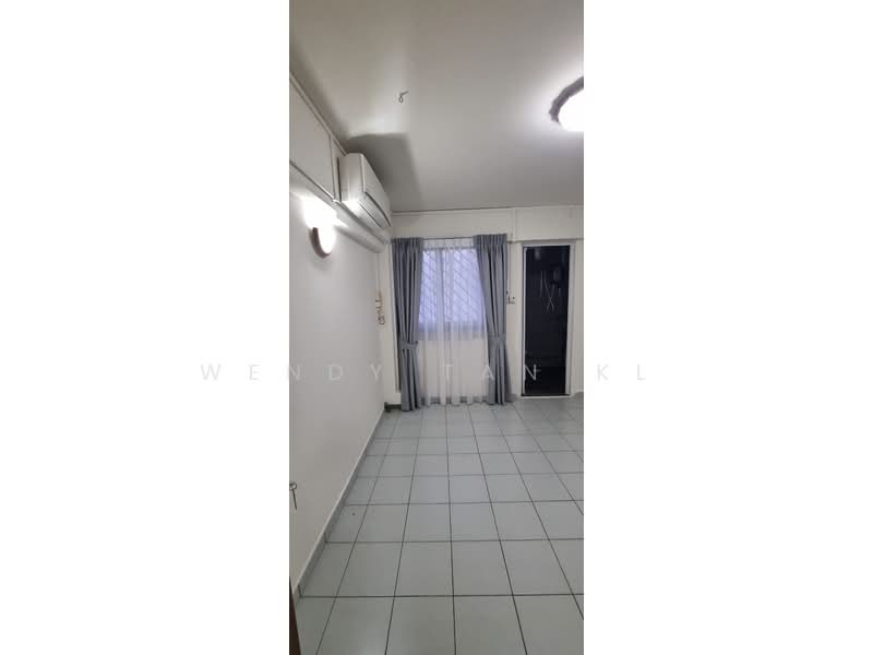435 Yishun Avenue 6, 435 Yishun Avenue 6, 3 Bedrooms, 904 sqft, HDB Flat For Sale, by Wendy Tan KL, 500231623 - Interior - PropertyGuru.com.sg