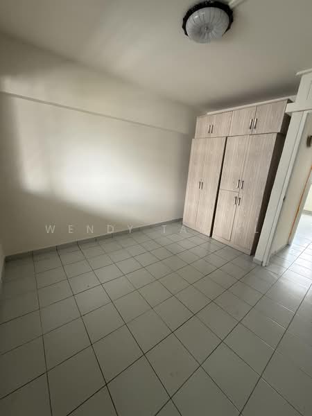435 Yishun Avenue 6, 435 Yishun Avenue 6, 3 Bedrooms, 904 sqft, HDB Flat For Sale, by Wendy Tan KL, 500231623 - Interior - PropertyGuru.com.sg