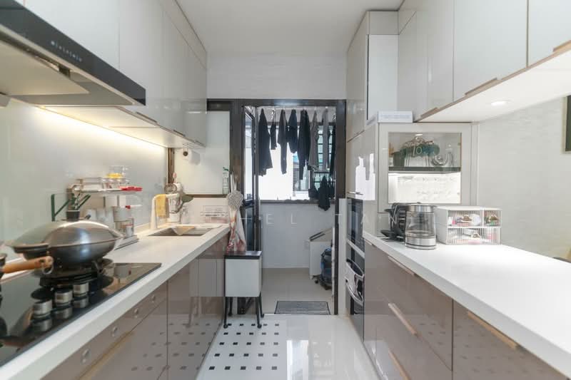 996B Buangkok Crescent, 996B Buangkok Crescent, 3 Bedrooms, 990 sqft, HDB Flat For Sale, by Rachel Tan, 500231627 - Kitchen - PropertyGuru.com.sg