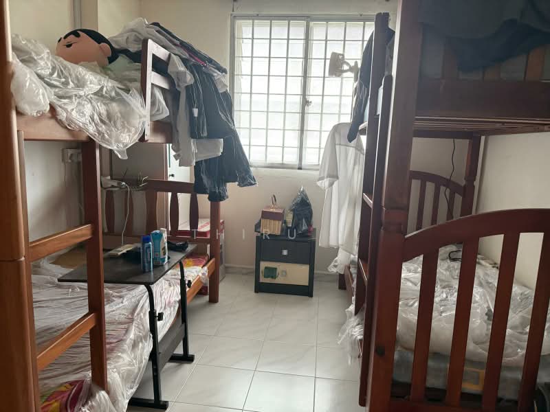 523 Bukit Batok Street 52, 523 Bukit Batok Street 52, Dairy Farm / Bukit Panjang / Choa Chu Kang, 2 Bedrooms, 646 sqft, HDB Flat For Sale, by Thiru P, 500231630 - Bedroom - PropertyGuru.com.sg
