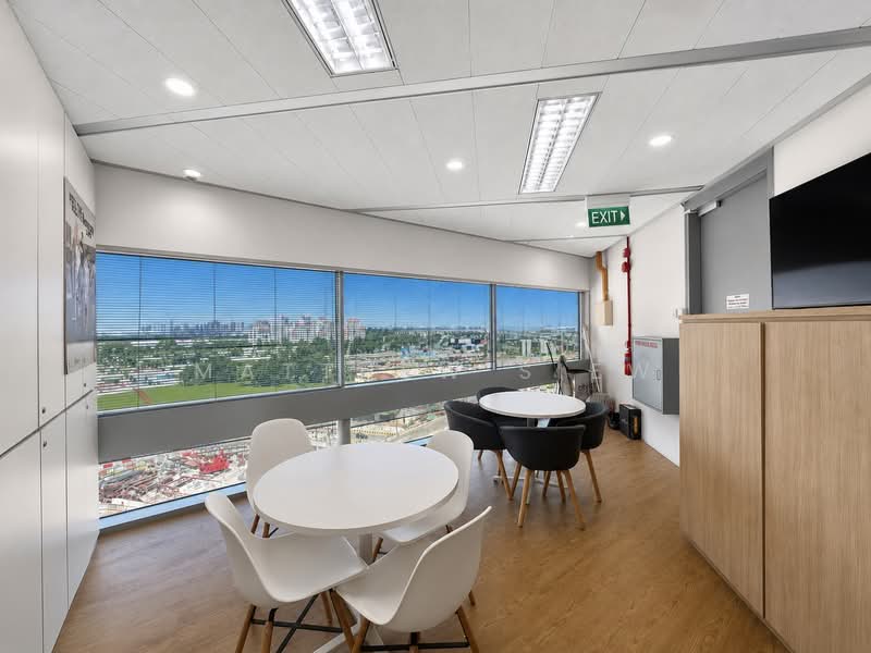 Gateway East, 152 Beach Road, 3,200 sqft, Office For Rent, by Matthew Siew, 500231633 - View - CommercialGuru.com.sg