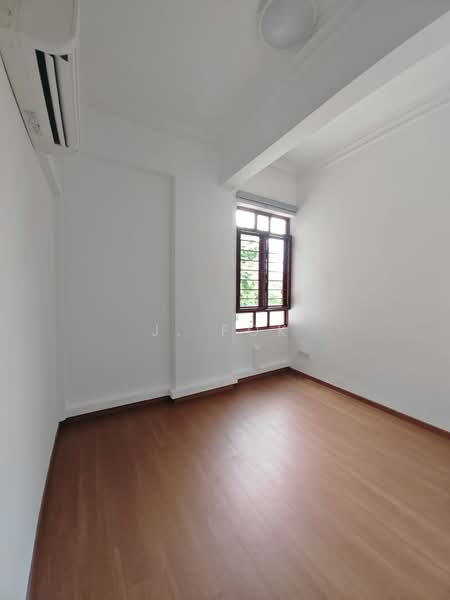 Chancery Esquire, 8 Chancery Lane, 3 Bedrooms, 1,679 sqft, Condominium For Rent, by J. Fok, 500231636 - Interior - PropertyGuru.com.sg
