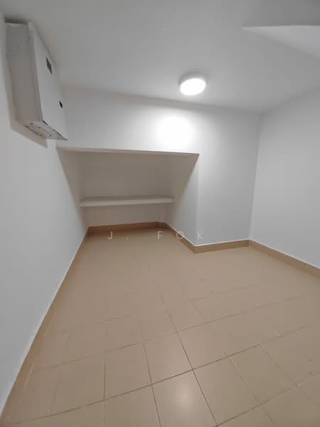 Chancery Esquire, 8 Chancery Lane, 3 Bedrooms, 1,679 sqft, Condominium For Rent, by J. Fok, 500231636 - Interior - PropertyGuru.com.sg