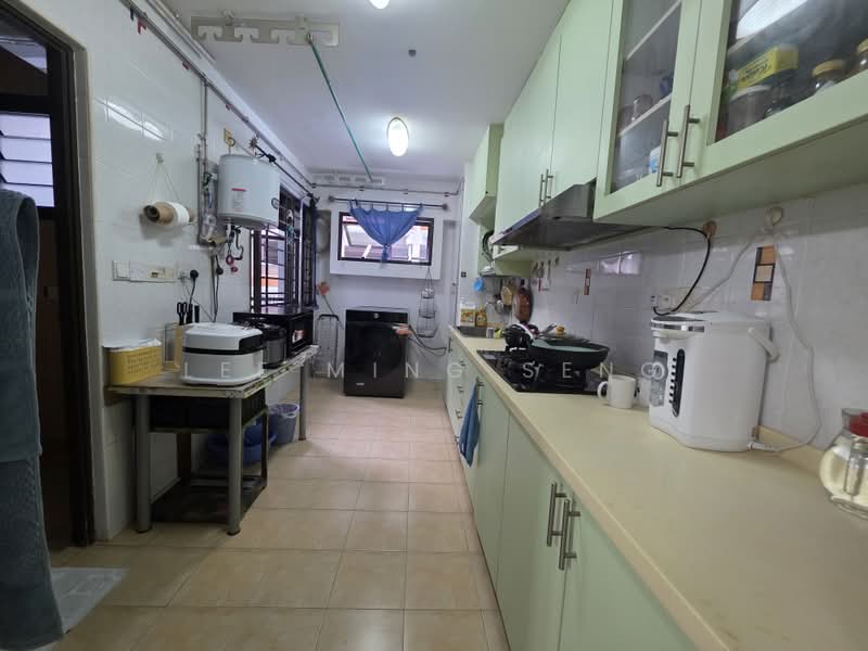 153 Rivervale Crescent, 153 Rivervale Crescent, 3 Bedrooms, 968 sqft, HDB Flat For Sale, by Lee Ming Seng, 500231644 - Kitchen - PropertyGuru.com.sg