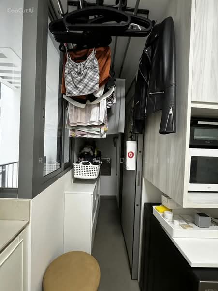 Riversails, 8 Upper Serangoon Crescent, 2 Bedrooms, 883 sqft, Condominium For Sale, by Raynard Lim, 500231646 - Interior - PropertyGuru.com.sg