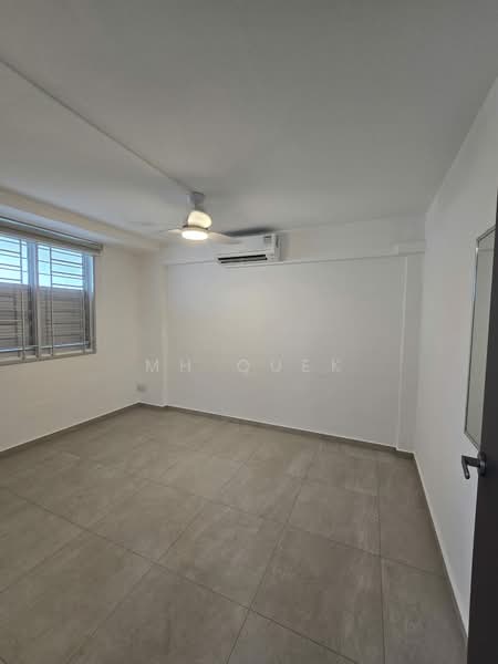 74 Bedok North Road, 74 Bedok North Road, 2 Bedrooms, 635 sqft, HDB Flat For Sale, by MH Quek, 500231660 - Interior - PropertyGuru.com.sg