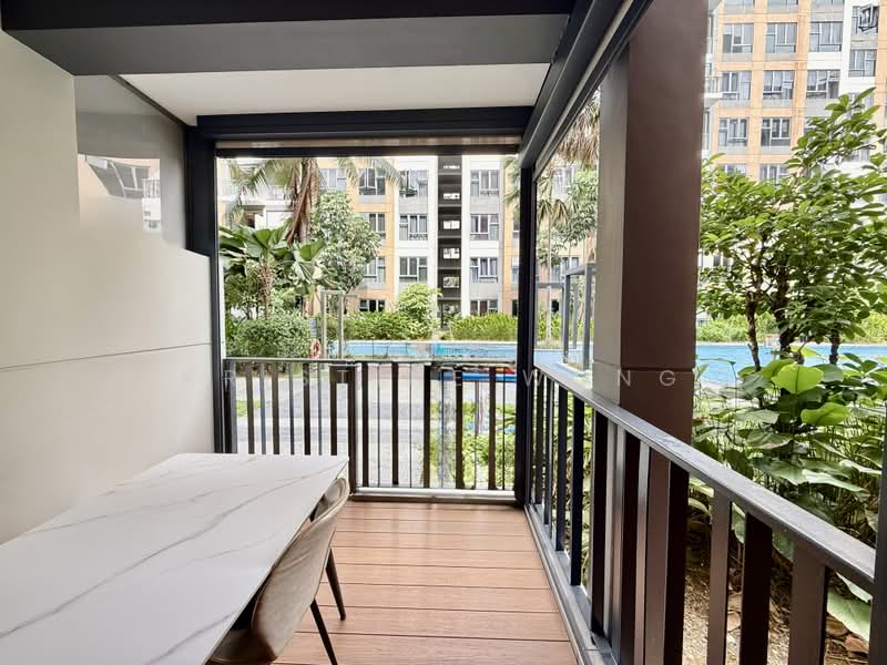 The Brownstone, 156 Canberra Drive, 3 Bedrooms, 990 sqft, Executive Condominium For Rent, by Kristine Wong, 500231664 - Balcony - PropertyGuru.com.sg