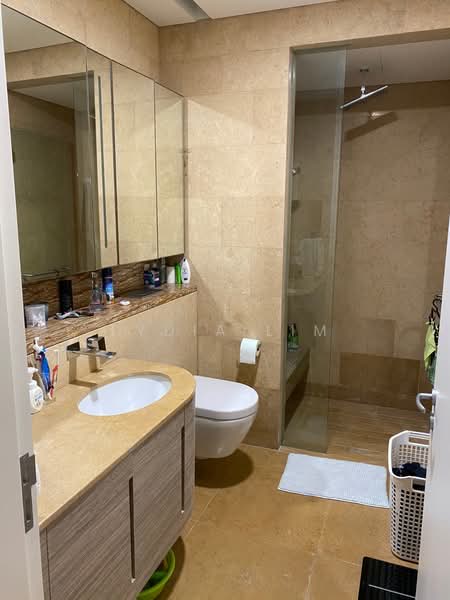 DUO Residences, 1 Fraser Street, 1 Bedroom, 721 sqft, Condominium For Rent, by Lydia Lim, 500231668 - Bathroom - PropertyGuru.com.sg