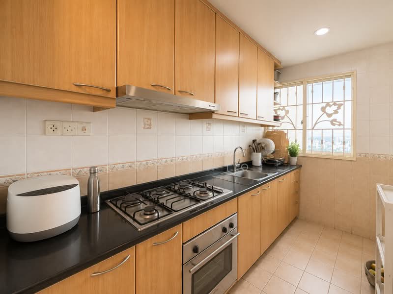 Yishun Emerald, 32 Canberra Drive, 2 Bedrooms, 1,001 sqft, Condominium For Sale, by Ang ShiQi, 500231670 - PropertyGuru.com.sg