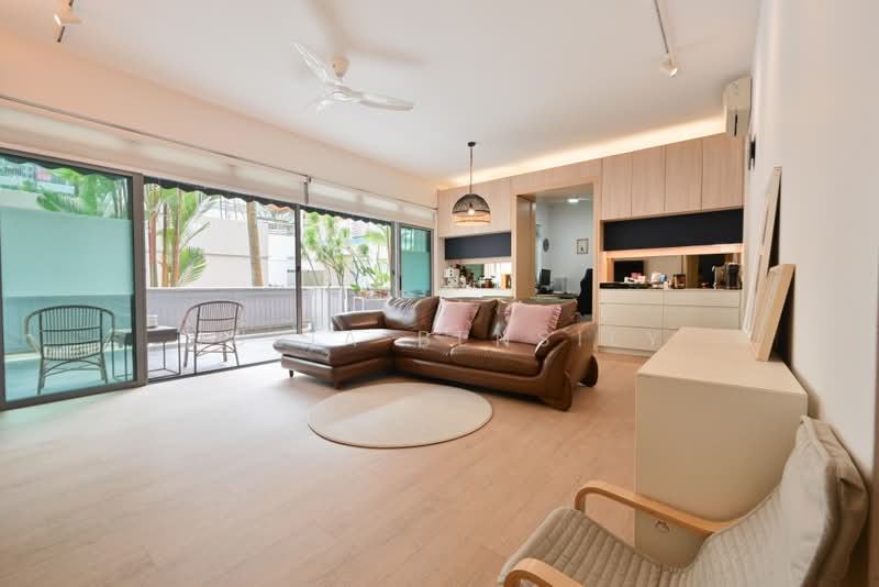 Casabella, 176 Duchess Avenue, 4 Bedrooms, 1,453 sqft, Condominium For Sale, by Julia Bensily, 500231676 - Living Room - PropertyGuru.com.sg