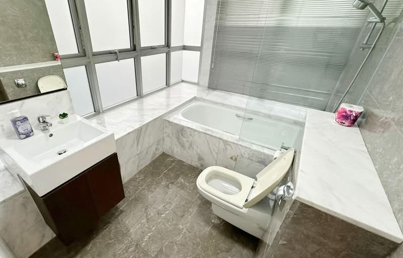 Parc Vista, 450 Corporation Road, Room Rental, 200 sqft, Condominium For Rent, by John Ng, 500231678 - Bathroom - PropertyGuru.com.sg