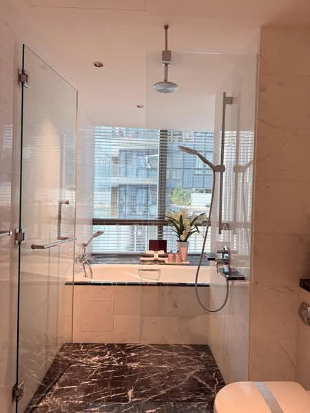 One Shenton, 1 Shenton Way, Boat Quay / Raffles Place / Marina, 4 Bedrooms, 5,350 sqft, Condominium For Sale, by Valerie Cai, 500231688 - Bathroom - PropertyGuru.com.sg