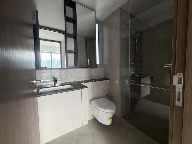 Grand Dunman, 18 Dunman Road, East Coast / Marine Parade, 3 Bedrooms, 1,098 sqft, Condominium For Rent, by Keith Tan, 500231693 - Bathroom - PropertyGuru.com.sg